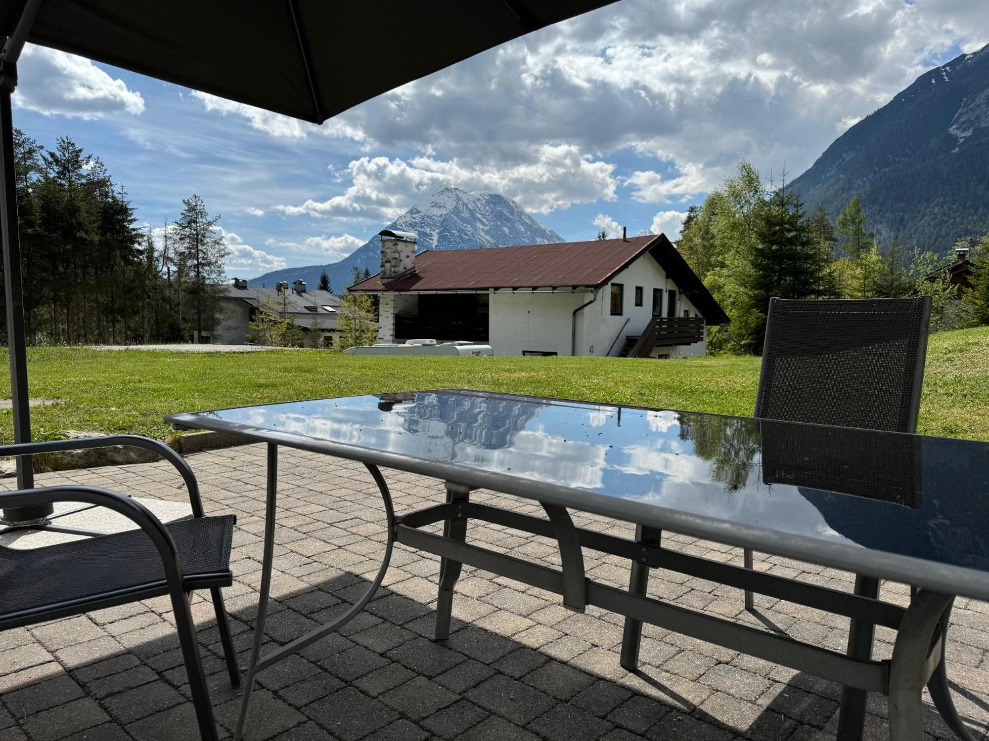 Alpenmond Appartment Halbmond Leutasch Exterior photo